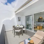 Penthouse Over The Sea Apartament *